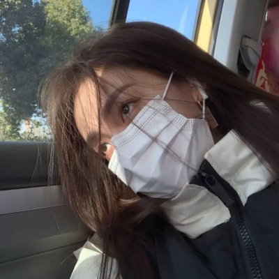 可盐可甜头像女真人