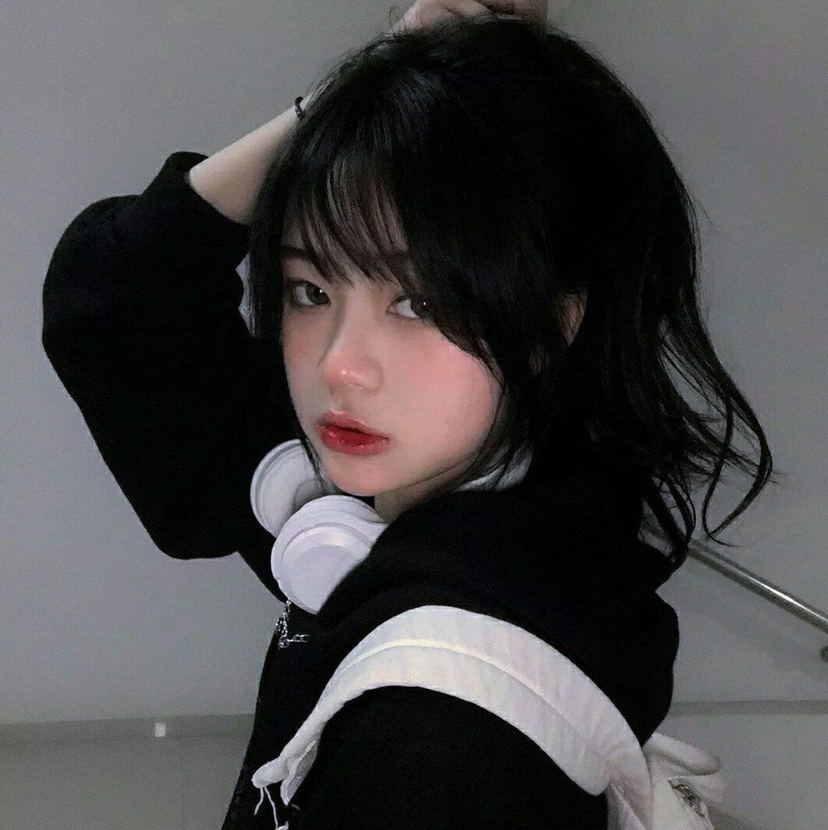 女生头像真人丧系伤感高冷图片