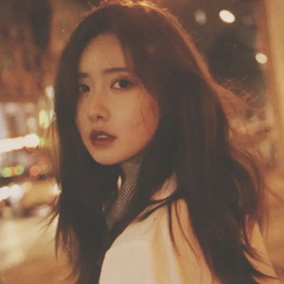 氛围感复古女生头像