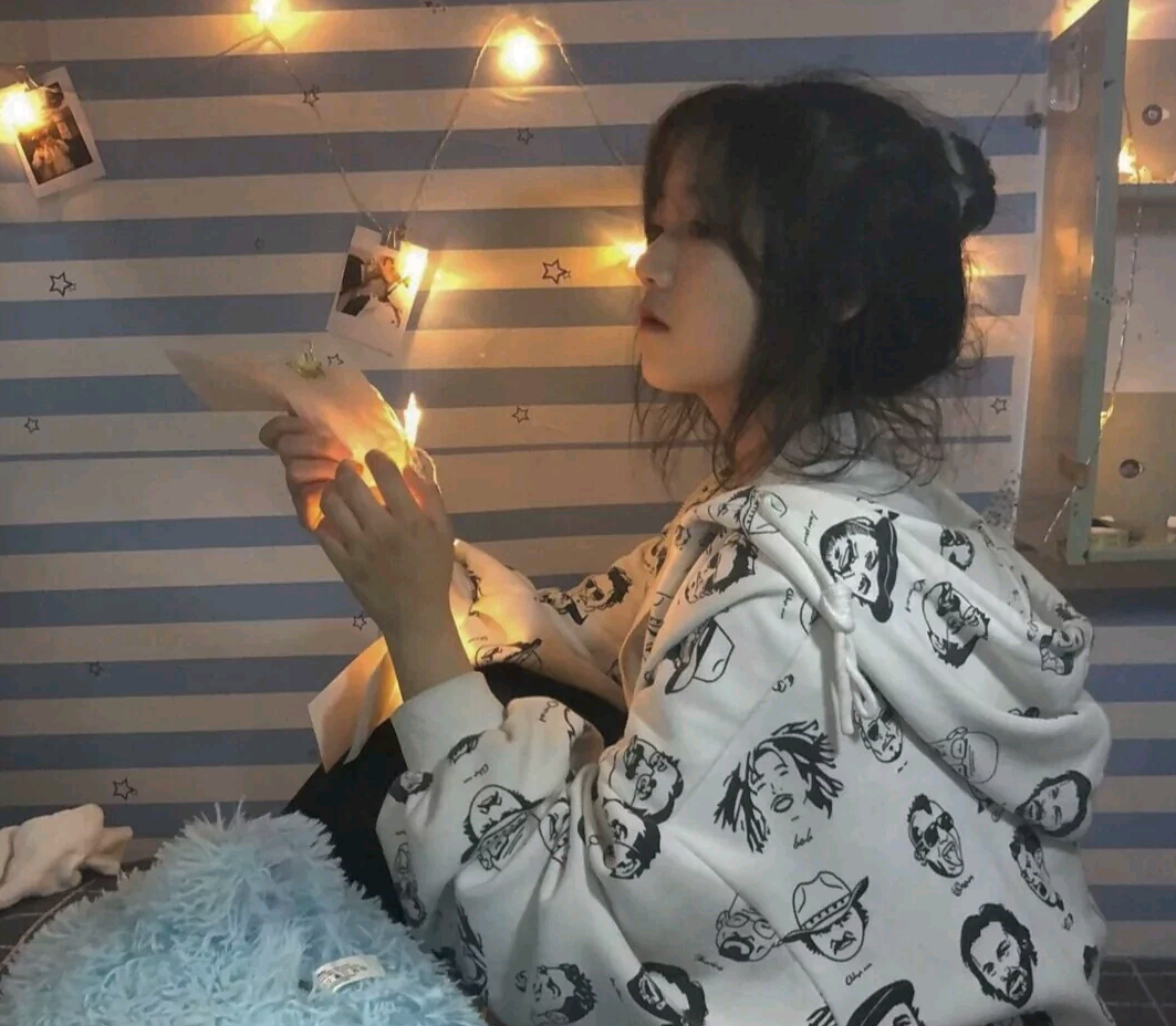 真人版女生qq头像图片