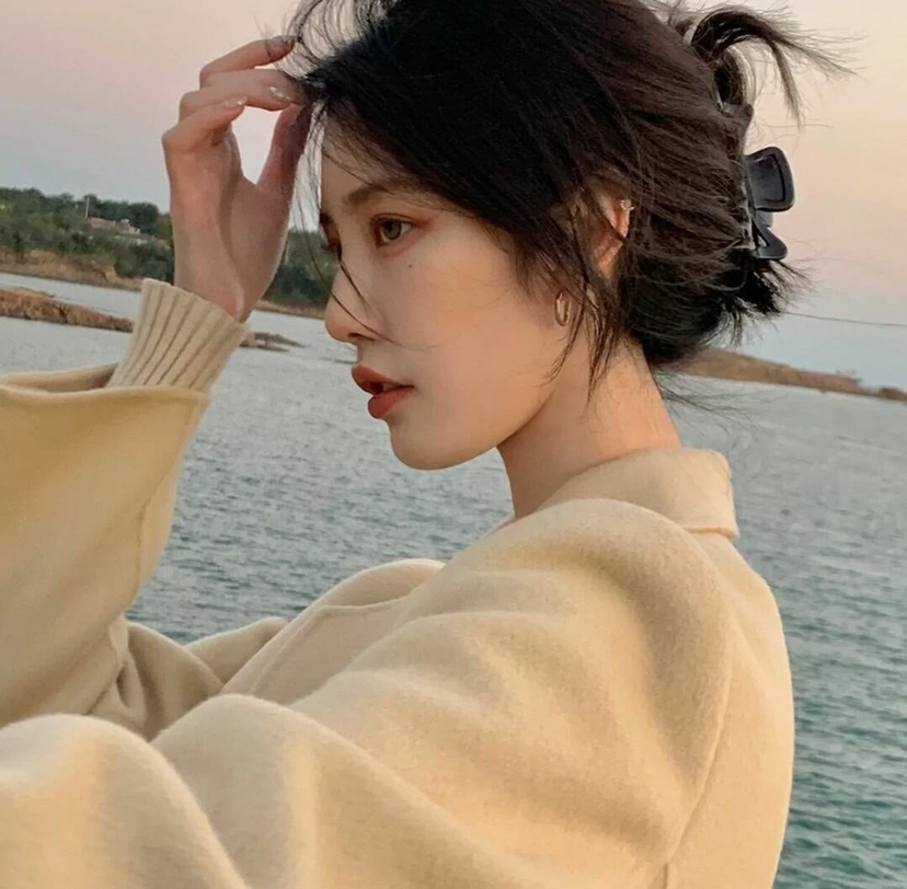 2025超火优质女生头像图片