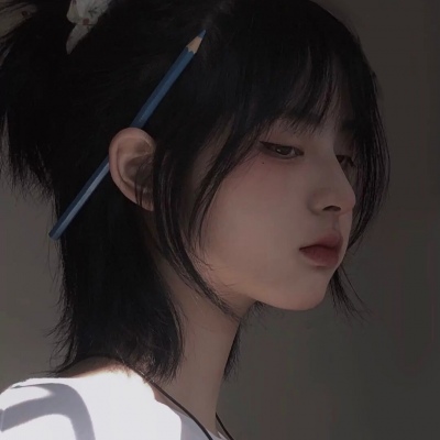 2025微信头像女气质最潮高清图片