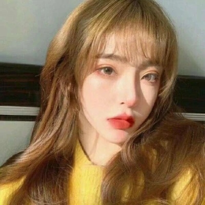 女生酷到爆的头像