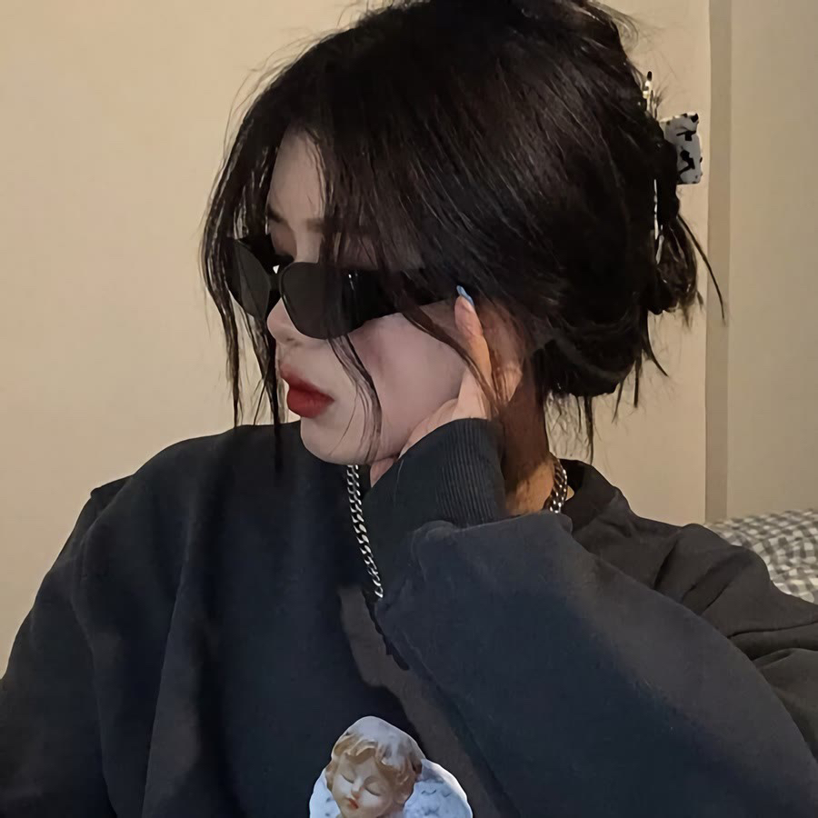 女生头像真人丧系伤感高冷图片