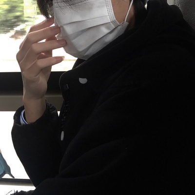 真人头像看不出来是网图的20岁