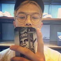 网络头像男生16岁帅气照片