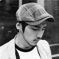 一个人的头像男生孤独伤感图片