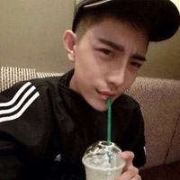 QQ头像闷骚男生帅气图片