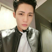 微信帅气男头像17岁图片