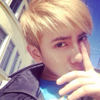 帅气男生头像图片真人17岁