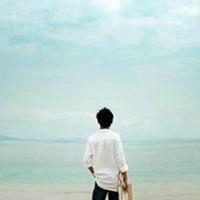 意境带伤感微信头像男生背影图片