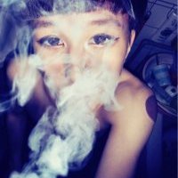 qq头像吐烟男生帅气拽拽的图片
