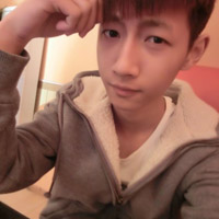 网络头像男生16岁帅气照片