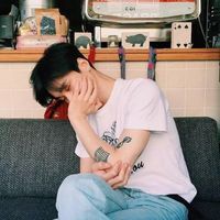 19岁真人头像照片男生