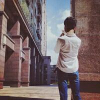 19岁男生头像真人帅气图片