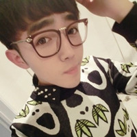 男生普通网图头像真人19岁