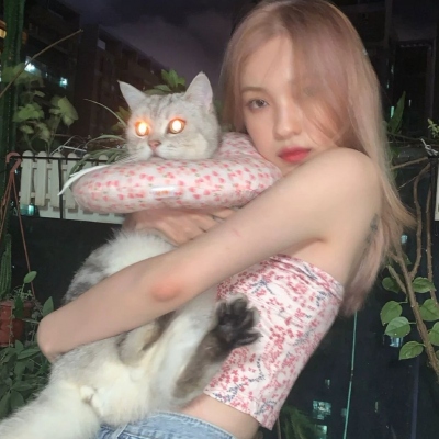 慵懒唯美意境女生图片头像