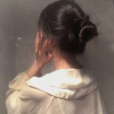 2025最新美女头像图片