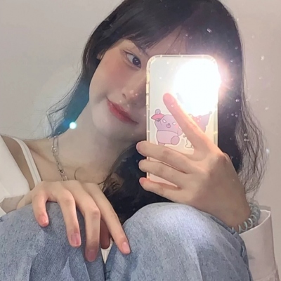 很少见不会烂大街的女生头像图片