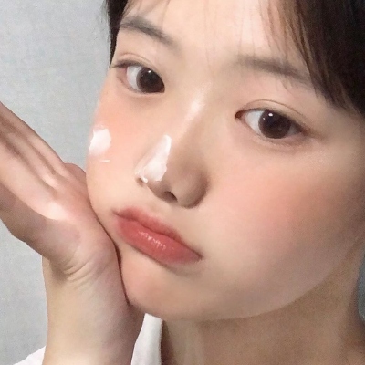 2025微信流行头像图片女