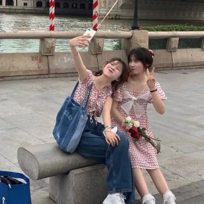 qq头像女生闺蜜头像双人真人图片