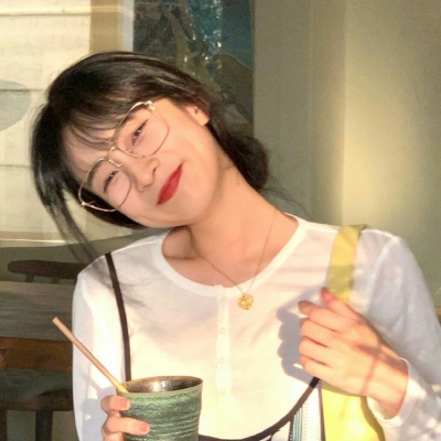 慵懒唯美意境女生图片头像