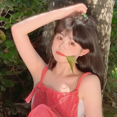 森系女生头像清新唯美高清图片