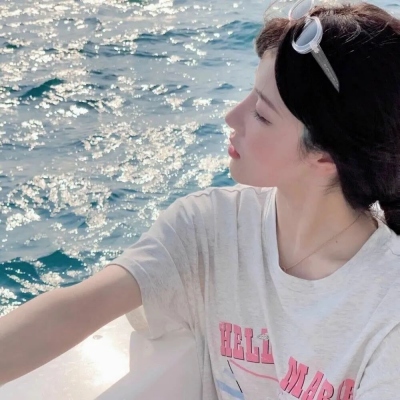 森系女生头像清新唯美高清图片