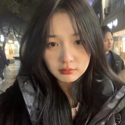 2025年流行的微信头像女高清图片