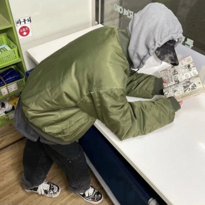 嘻哈风男生头像