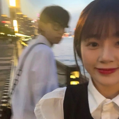 男生女生情侣头像高级真人图片