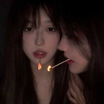 气质御姐两人闺蜜头像图片