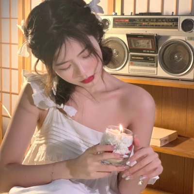 一看就很哇塞的女生头像高清图片