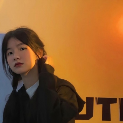万年不换头像的女生