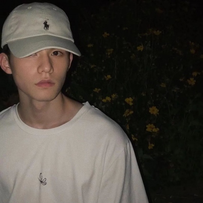 微信高冷头像男 稀有 真人