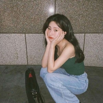 微信头像夏天女生真实照片