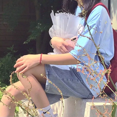 一看就很哇塞的女生头像高清图片