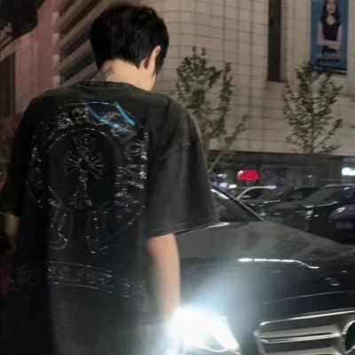 成熟有魅力的男头像图片