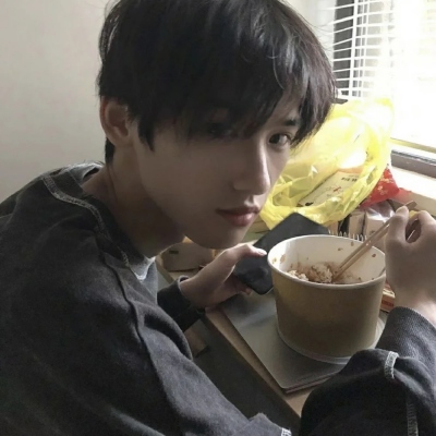 ins风格男头真人帅气图片