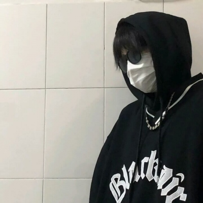 超酷男生QQ头像帅气超拽真人图片