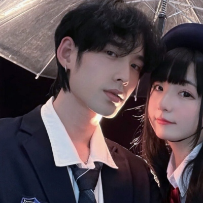 甜蜜真人一对两张男女头像图片