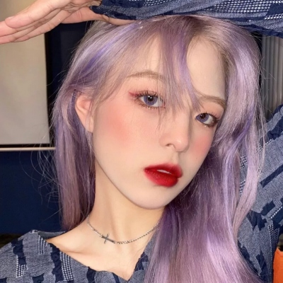特别撩人的头像女