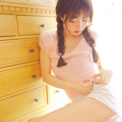 微信唯美小清新意境女头图片