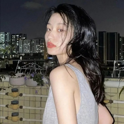 微信真人性感小清新姐姐头像图片