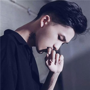高冷帅气的男生头像
