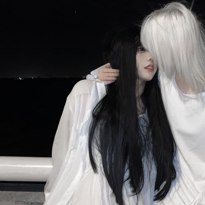 气质御姐两人闺蜜头像图片