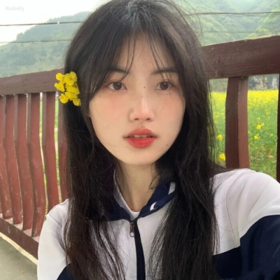 真人女生十几岁头像可爱照片