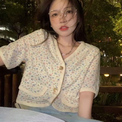 女生头像慵懒复古