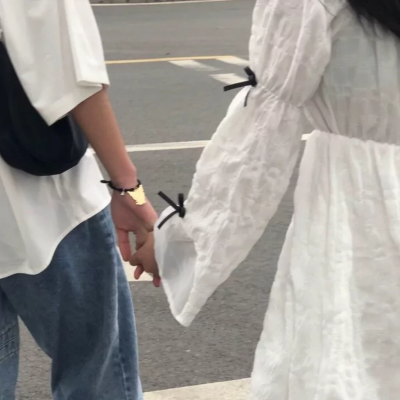微信好看的情头一对情侣真人图片