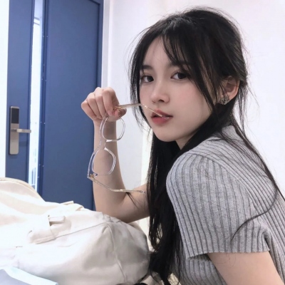 微信真人女生头像ins高级质感图片